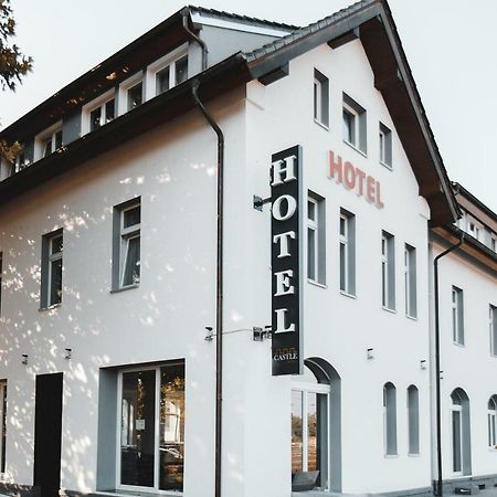 Hotel Castle ラシュタット エクステリア 写真